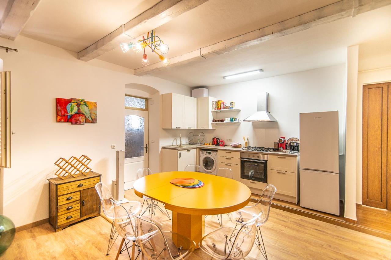 Augusta Apartment Pula Ngoại thất bức ảnh